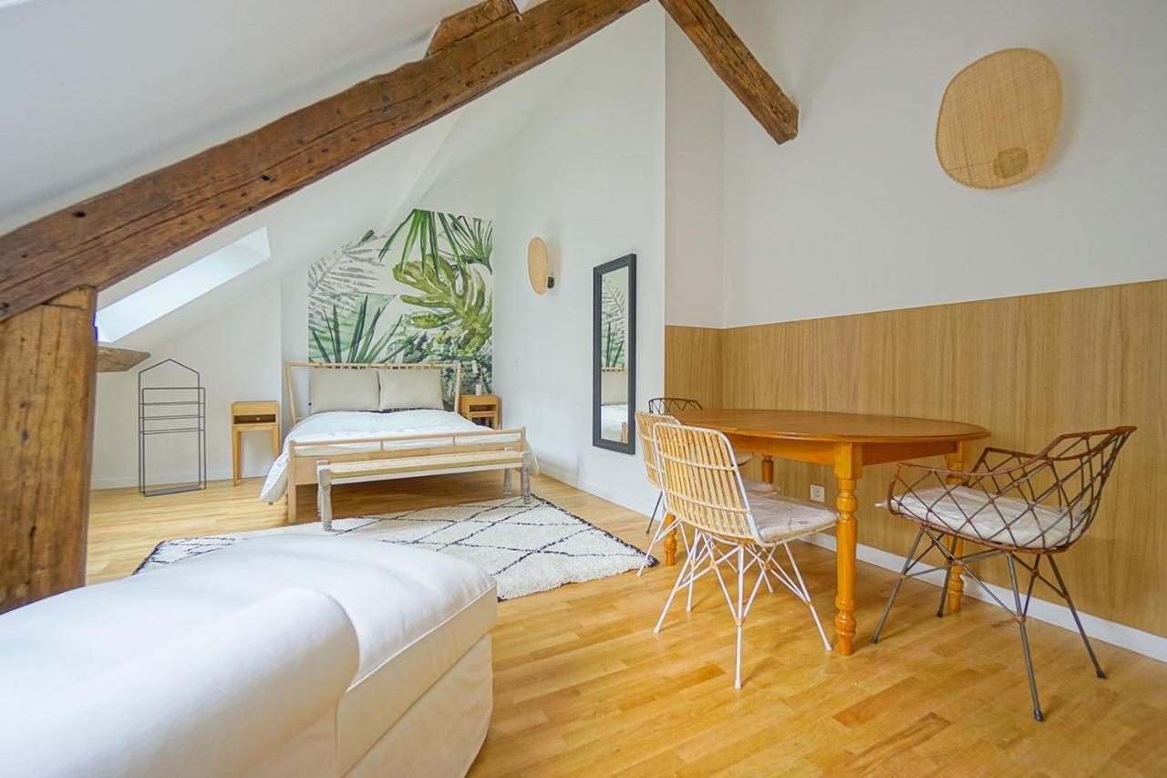 Beautiful Bright Apartment Near The Marais Paris Bagian luar foto